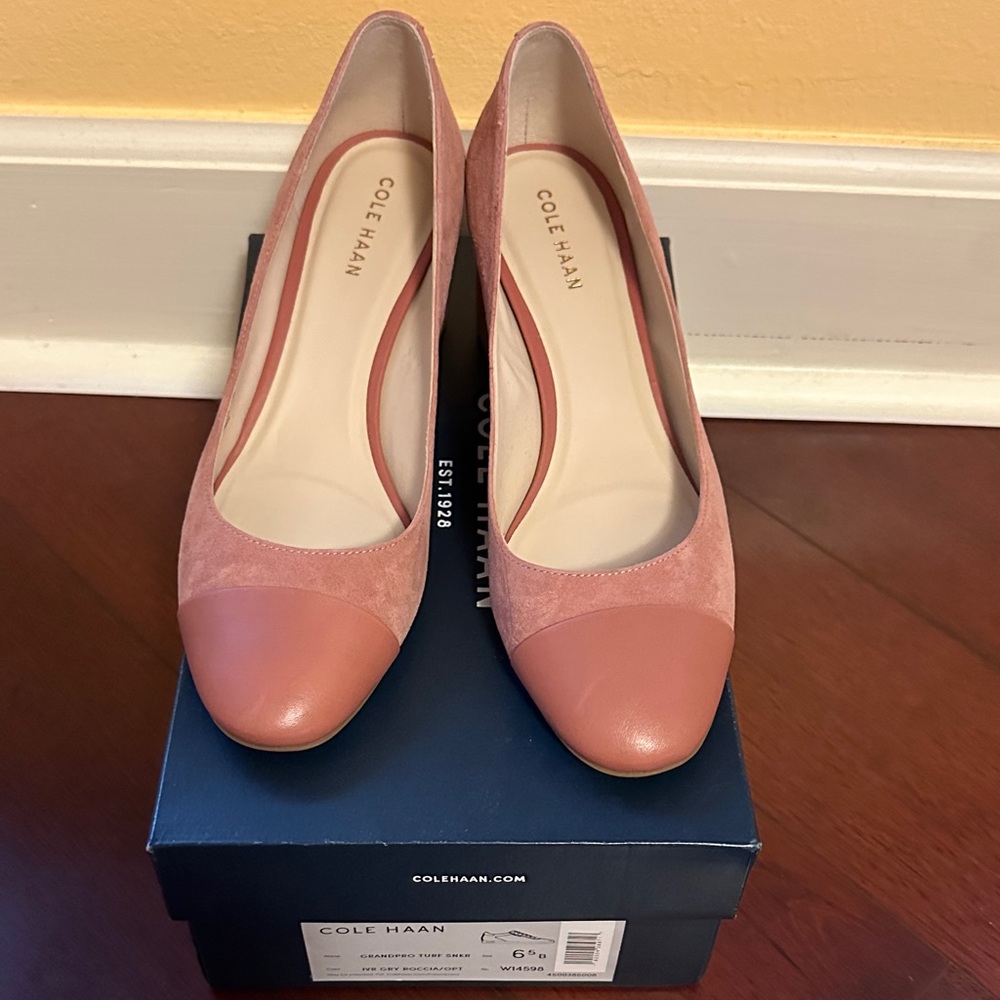 Cole Haan Women's Blush and Coral Heels